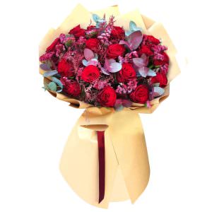 Букет из красных роз «Алый закат»